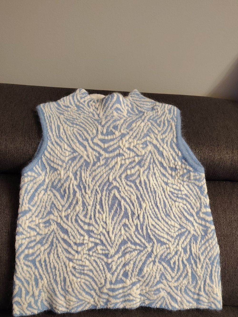 Ramy Brook Blue and White Textured Sleeveless Sweater Vest
